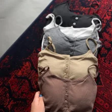 نیمتنه نورا